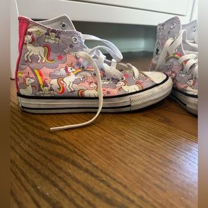 Kids US size 2 unicorn Converse